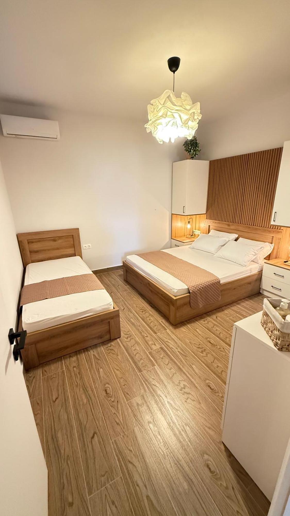 Ellinfos Aparthotel Hanioti Esterno foto